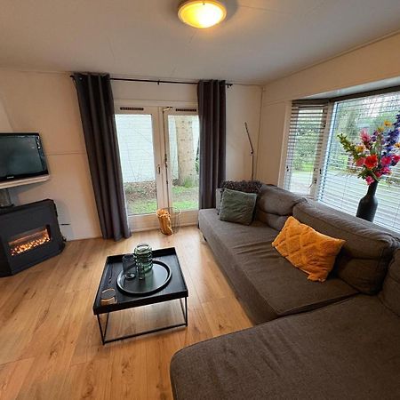 Heerlijk Chalet Midden In De Natuur Putten Extérieur photo